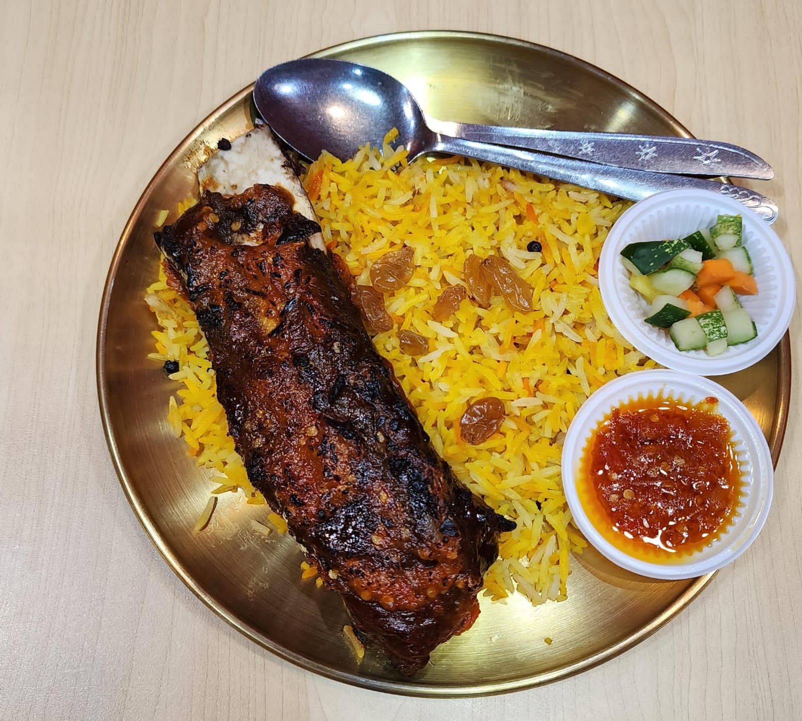 Iga Bakar Jontor di Kebuli Yaman padukan cita rasa Timur Tengah dan Nusantara.