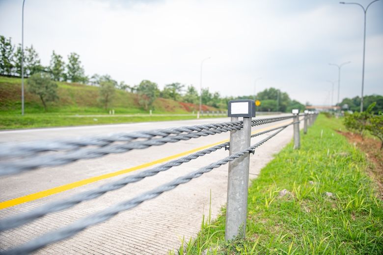 Fasilitas Keselamatan di Ruas Tol ASTRA Infra