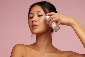 Primer dulu atau pelembap dulu?