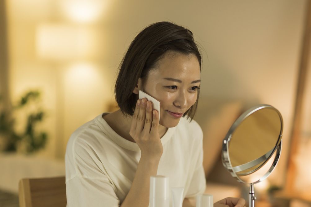 Mulai dari rekomendasi sepatu kondangan hingga skincare untuk cegah penuaan, simak yuk Berita Terpopuler Fashion & Beauty, Rabu (22/9/2021) berikut!