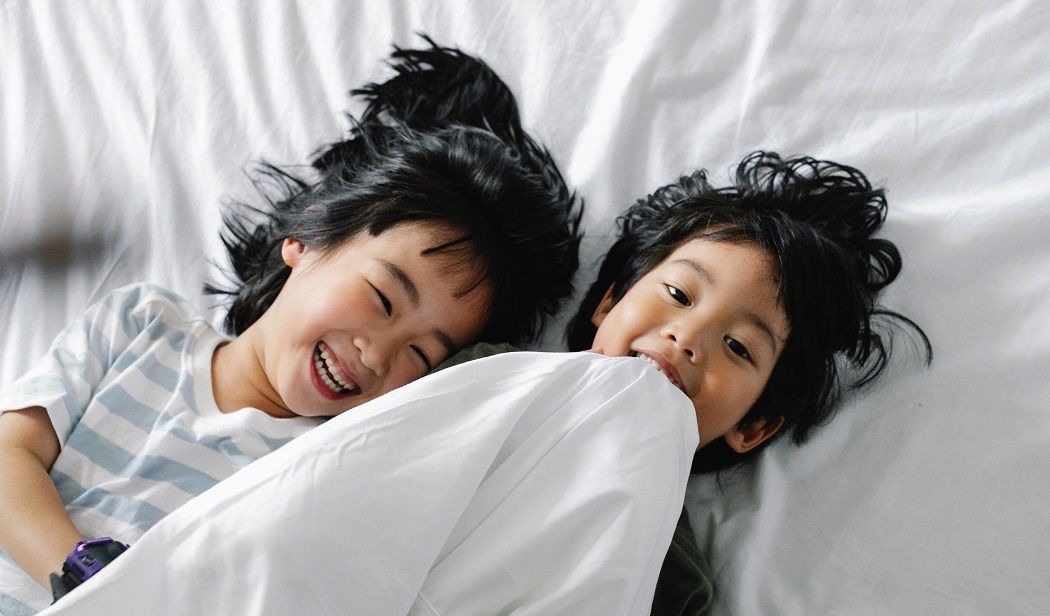 Bosan bisa dialami oleh siapa saja, tak hanya orang dewasa namun juga pada Si Kecil. Lantas gimana mengatasinya?