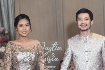 Penampilan Sisca Kohl dan Jess No Limit saat upacara Kalungan atau Tingjing.