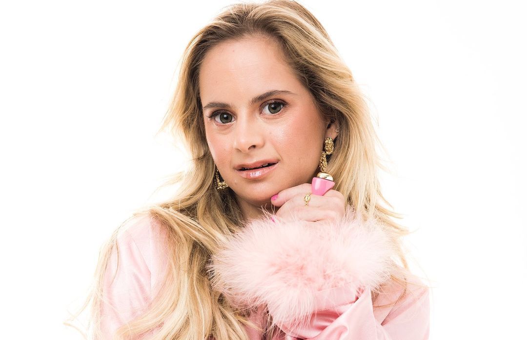 Dunia permodelan semakin inklusif, sosok Sofia Jirau tengah disorot lantaran menjadi model down syndrome pertama Victoria's Secret.