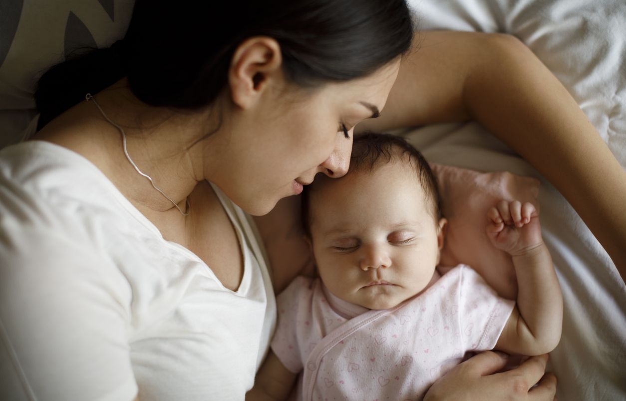 Perlu orang tua tahu, berikut ini tips menciptakan tidur yang berkualitas untuk anak.
Apa saja tipsnya?