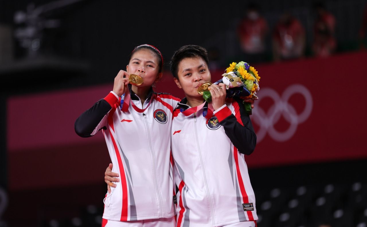 Sederet atlet bulu tangkis perempuan Indonesia ucapkan selamat atas kemenangan Greysia Polii dan Apriyani Rahayu di ajang Olimpiade Tokyo 2020. 