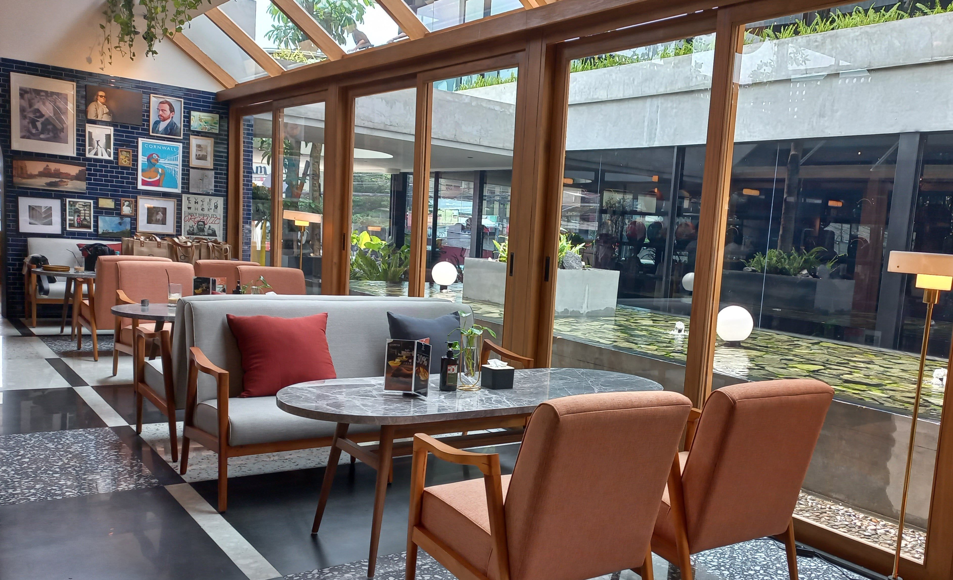 Convoi Jakarta merupakan salah satu restoran fine dining di kawasan Bintaro. Yuk simak menu-menu rekomendasinya yang patut dijajal