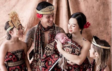 Sudah cukup lama tinggal di Bali, Jennifer dan keluarga pun turut dalam perayaan Nyepi. Ini yang dilakukan istri Irfan Bachdim