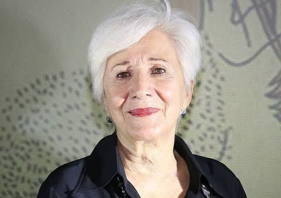 Aktris senior asal Amerika Serikat yang  pernah memenangkan Piala Oscar, Olympia Dukakis, diketahui meninggal dunia pada Sabtu (1/5/2021).