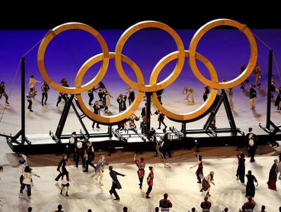 Seperti apa seragam olahraga beberapa Negara yang mengikuti Olimpiade Tokyo 2020 kali ini? Intip yuk, kira-kira seragam Negara mana yang terbaik.