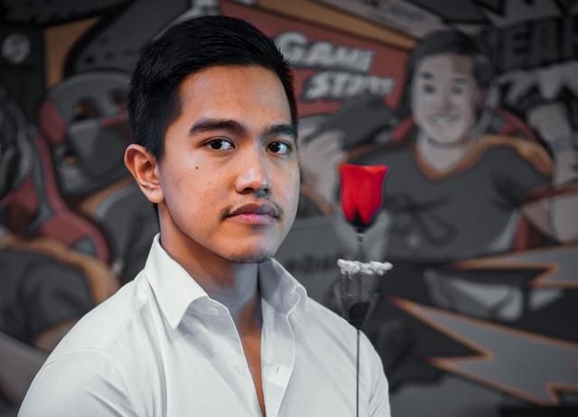 Dikabarkan akan segera menikah akhir tahun 2022, Kaesang Pangarep memberikan respons santai. Simak tanggapan Kaesang selengkapnya!