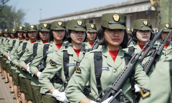 Panglima TNI Jenderal Andika Perkasa merevisi syarat menjadi taruna dan taruni Akmil. Yuk, simak persyaratan terbarunya!