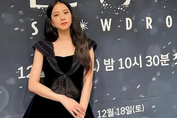 Jisoo di penayangan perdana drama Snowdrop