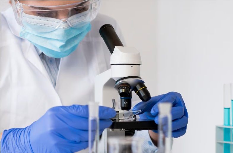 Berita terpopuler Lady Boss tentang laboratorium pengembangan diri untuk mahasiswa, kelebihan perempuan sebagai peneliti, hingga profil Maria Zhang.