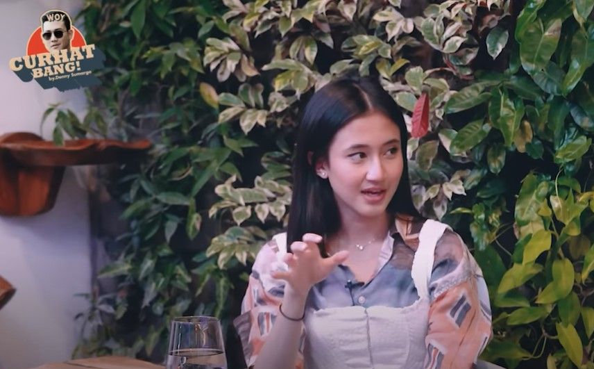 Hadir di YouTube Podcast Denny Sumargo, Keisya Levronka ungkap alasan tak sakit hati dengan hujatan netizen.