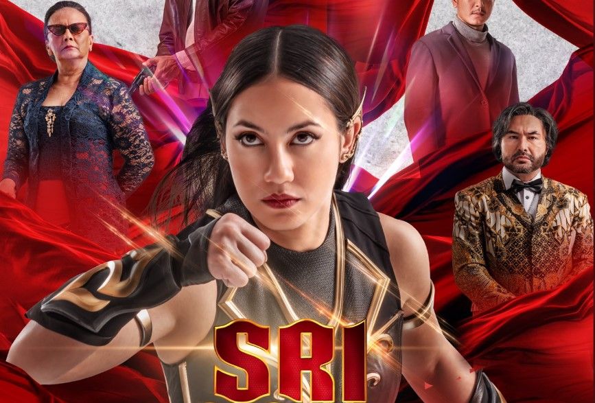 Intip poster terbaru film Sri Asih, kisah pahlawan super perempuan Indonesia yang tayang mulai 6 Oktober 2022.