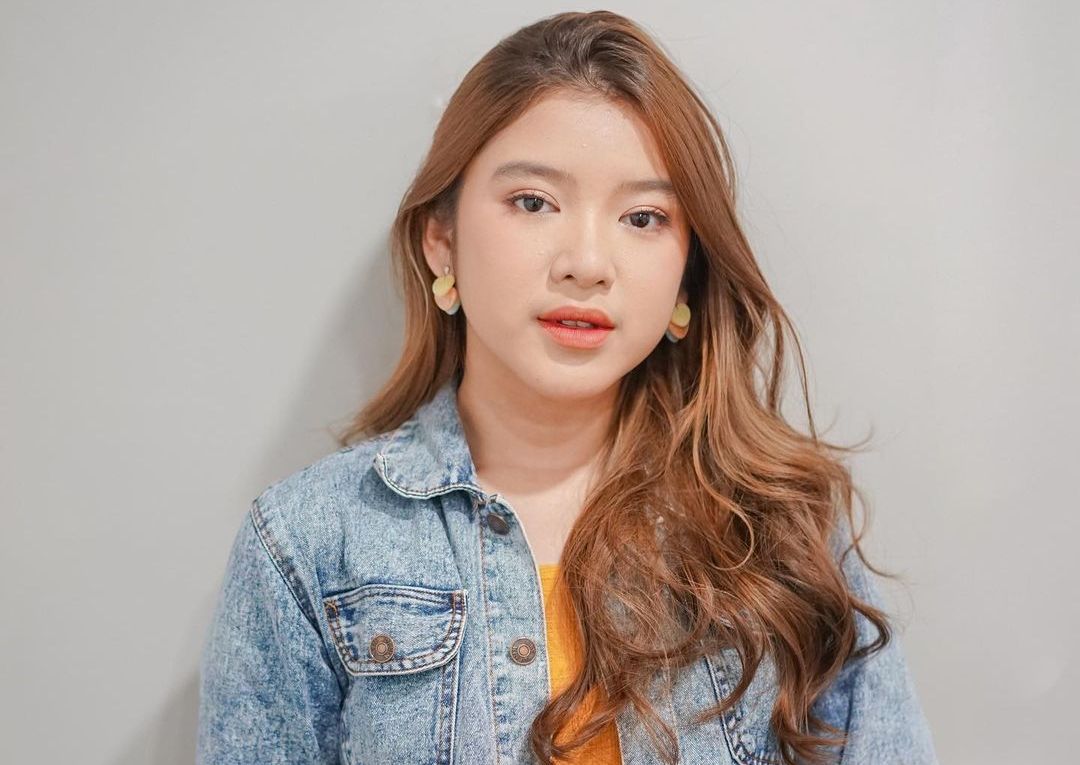 Penyanyi Tiara Andini merilis lagu terbaru berjudul Menjadi Dia pada Jumat (17/12/2021). Tiara membeberkan maknanya. 