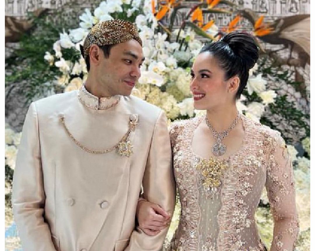 Kabar gembira, pemain film Chelsea Islan dan Rob Clinton resmi menikah hari ini. Simak faktanya berikut