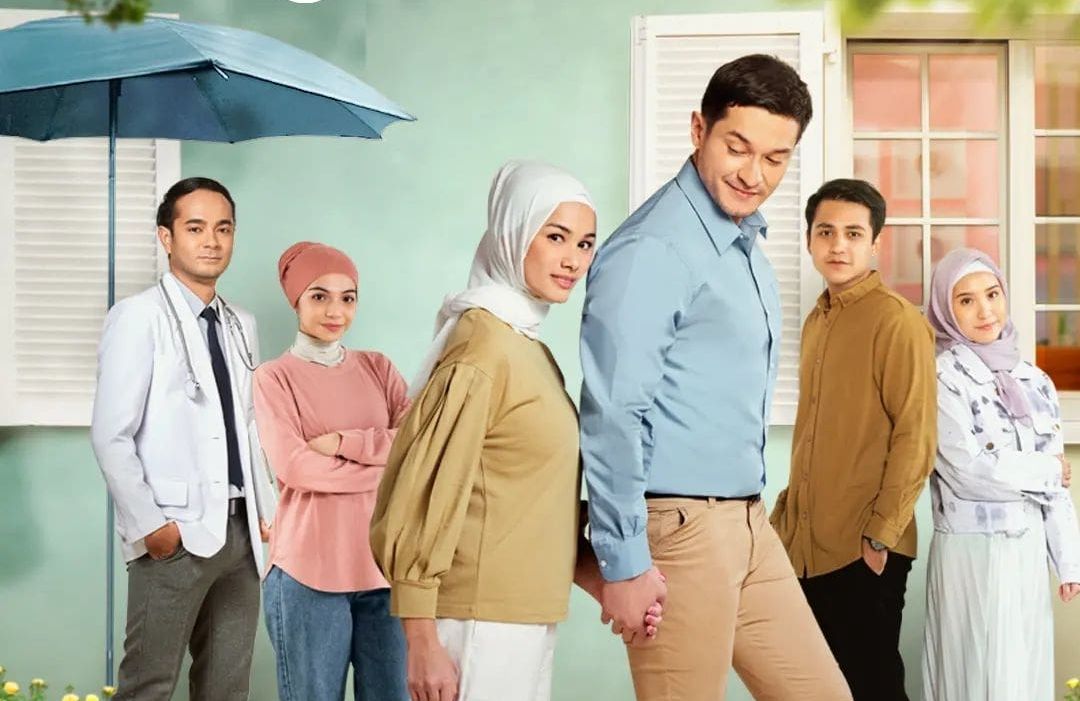 Mulai dari Nafisya hingga Rachel, simak yuk gaya hijab karakter perempuan di serial Assalamualaikum Calon Imam 2 berikut!