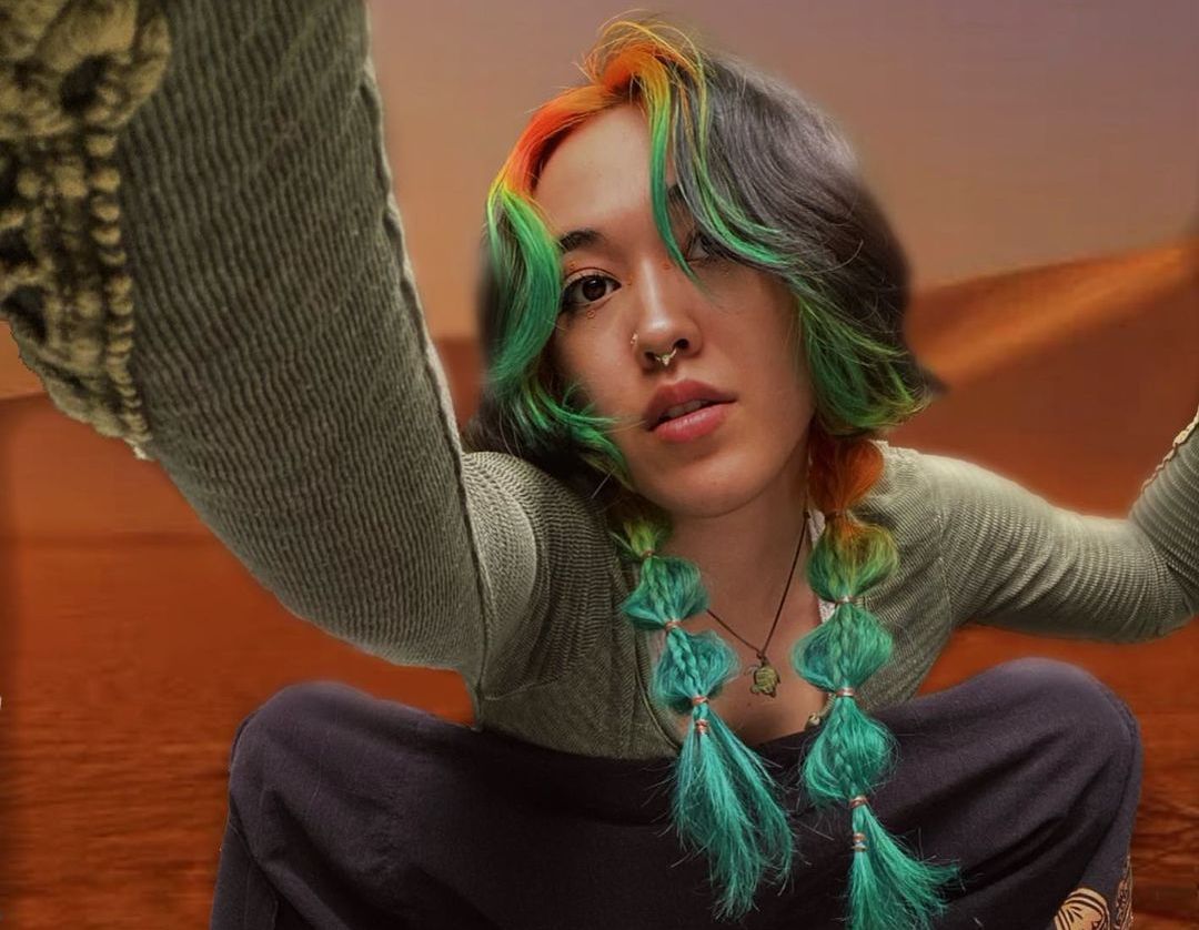 Baru-baru ini gaya potongan rambut ubur-ubur atau jellyfish hair cut viral di TikTok. Seperti apa gaya rambut tersebut?