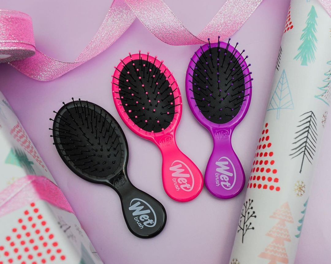 Sisir The Wet Brush belakangan ini viral di TikTok, seperti apa bentuk sisir tersebut? Simak ulasan selengkapnya!