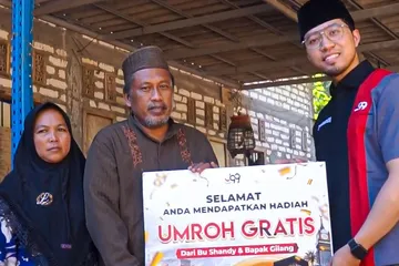 Owner MS GLOW, Shandy Purnamasari, beri hadiah umrah gratis bagi masyarakat umum
