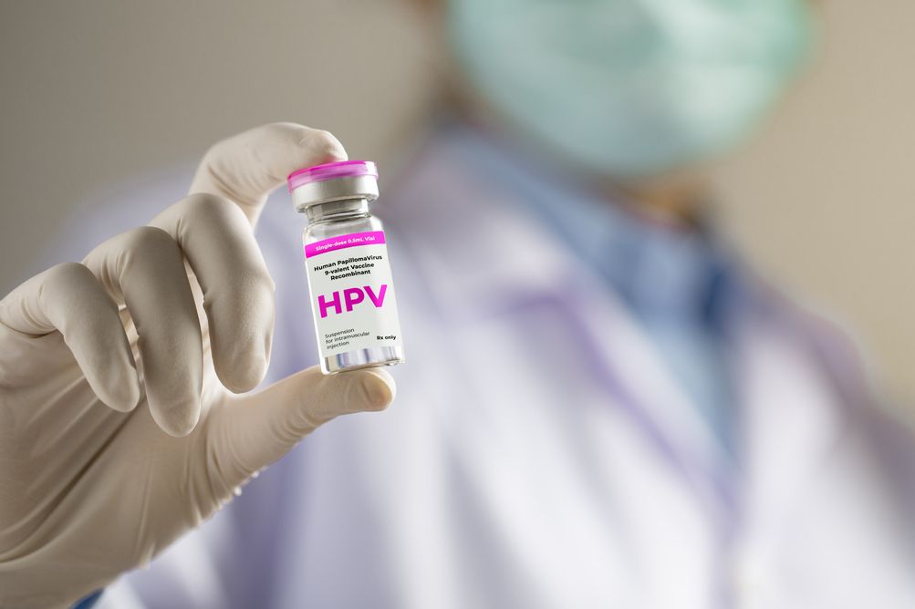 Berikut ini penjelasan dari dokter mengenai kapan vaksinasi HPV bisa dilakukan, ternyata disarankan mulai dari Sekolah Dasar (SD).