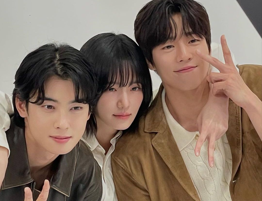 Berikut ini daftar pemain muncul dalam sinopsis drakor A Good Day To Be A Dog yang tayang di Viu mulai 11 Oktober 2023.