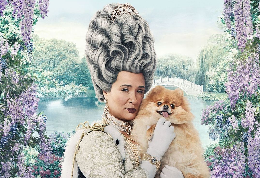 Alasan mengapa perempuan era Georgian menggunakan wig besar seperti Queen Charlotte.