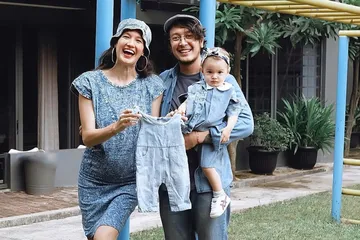 Nadine Chandrawinata hamil anak kedua.