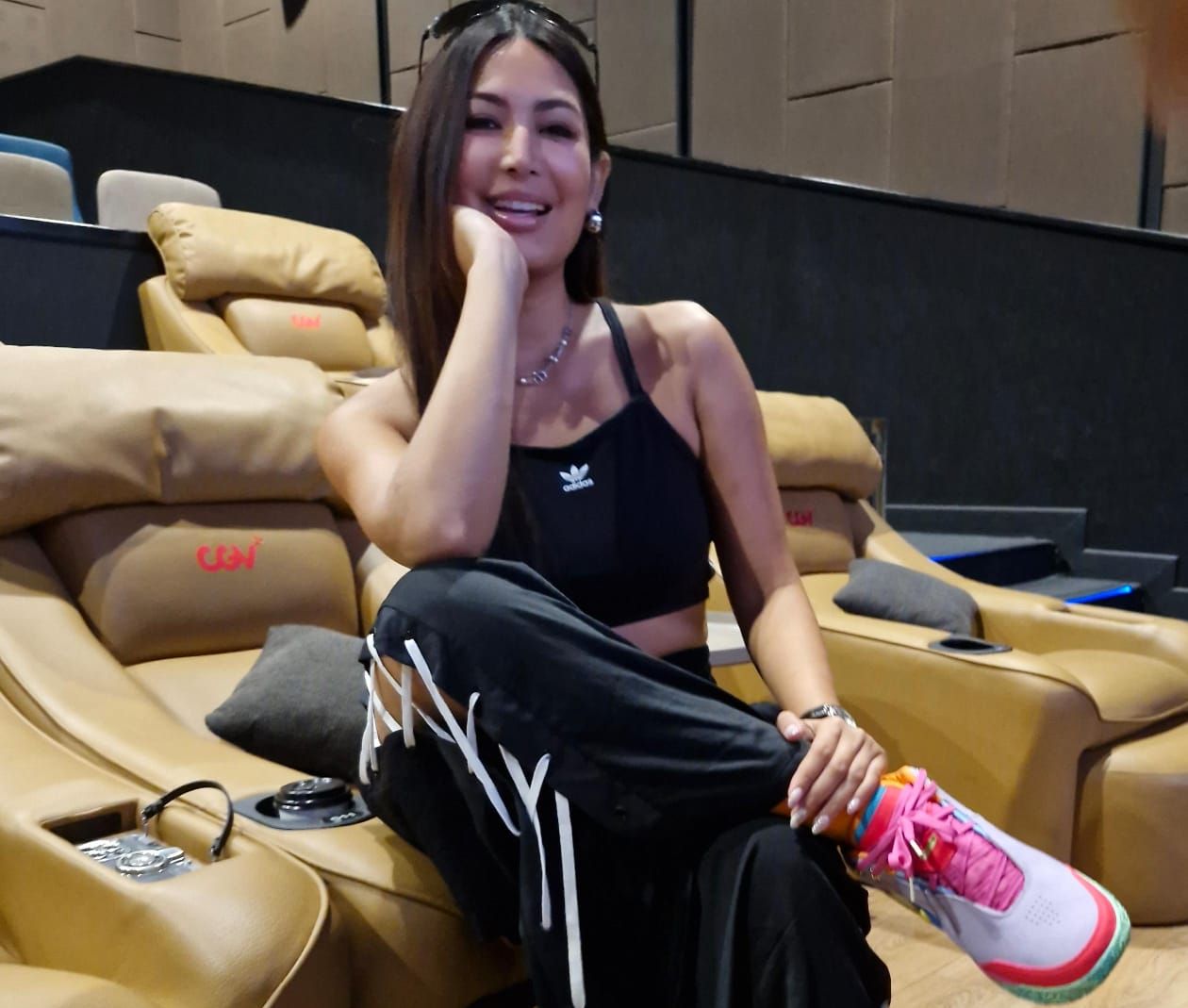 Berikut ini beberapa sneakers favorit Maria Selena yang bisa dipakai untuk aktivitas sehari-hari maupun olahraga.