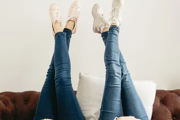 Cara merawat celana jeans yang tepat 