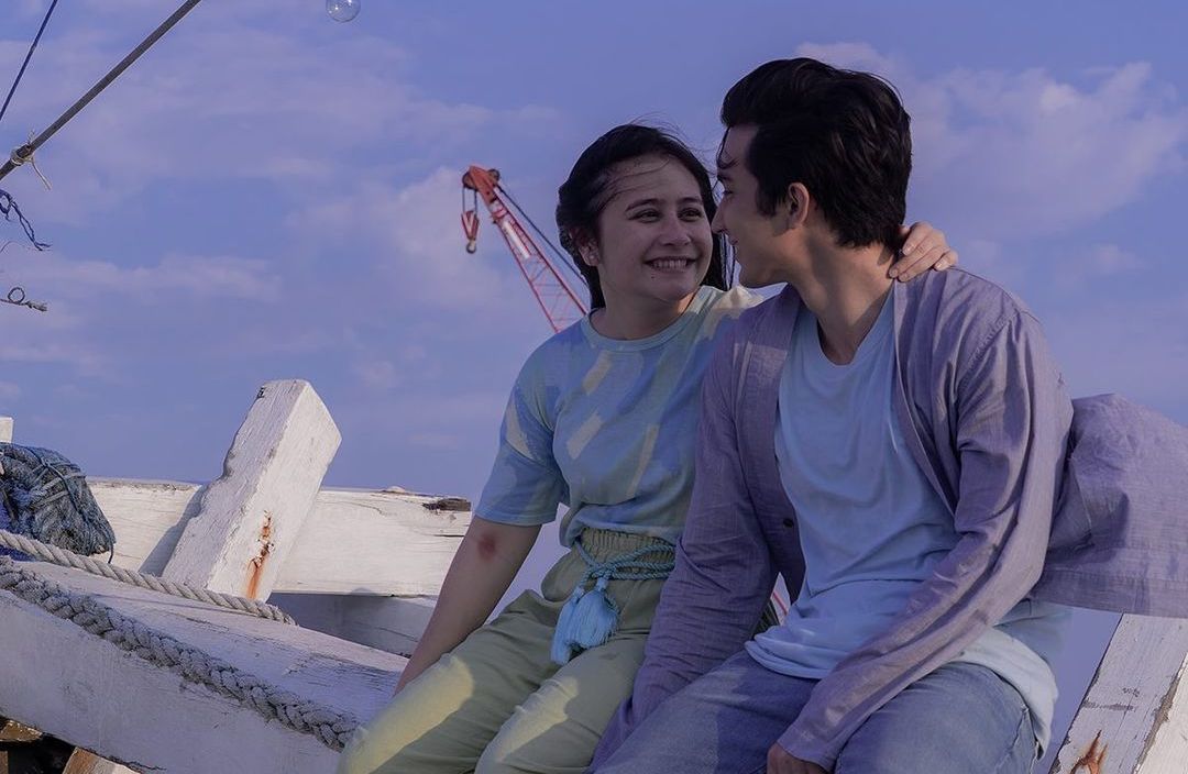 Prilly Latuconsina ungkap perasaannya perankan karakter utama dan isi soundtrack film 12 Cerita Glen Anggara.