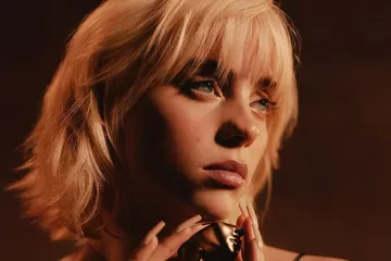 Billie Eilish mengidap sindrom Tourette sejak usia 11 tahun.