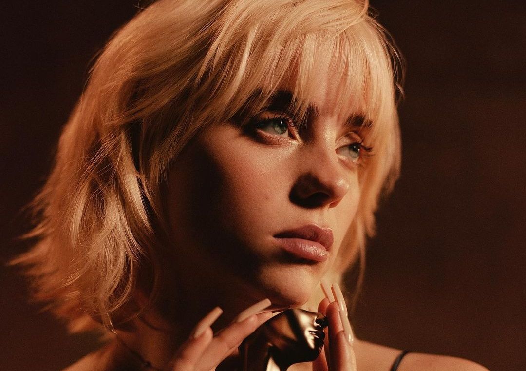 Dalam sebuah wawancara, Billie Eilish mengaku didiagnosis sindrom Tourette sejak usia 11 tahun. Sindrom apa itu? Kenali gejala dan penyebabnya.