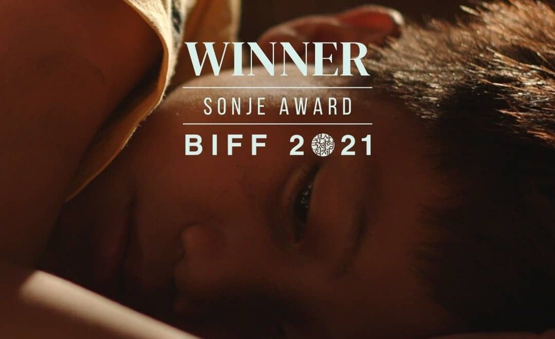 Film Pendek Indonesia berjudul Laut Memanggilku karya Tumpal Tampubolon menangi kategori Sonje Award Busan International Film Festival 2021.