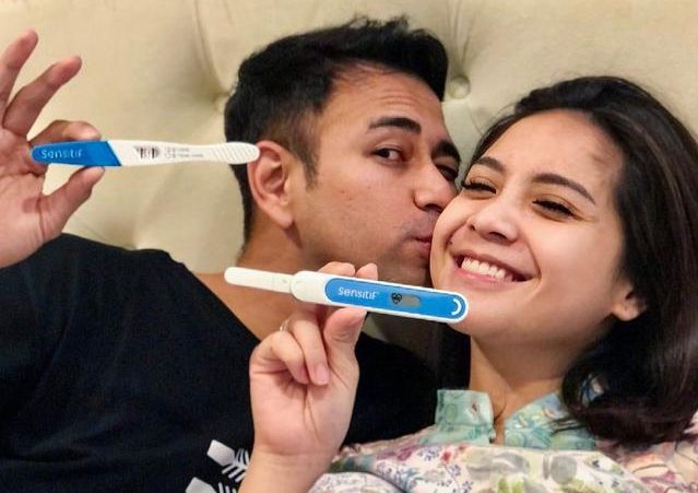 Raffi Ahmad bercerita mengenai Nagita yang lebih sensitif dan sering menangis di kehamilan keduanya ini. Ini alasan ibu hamil lebih emosional.