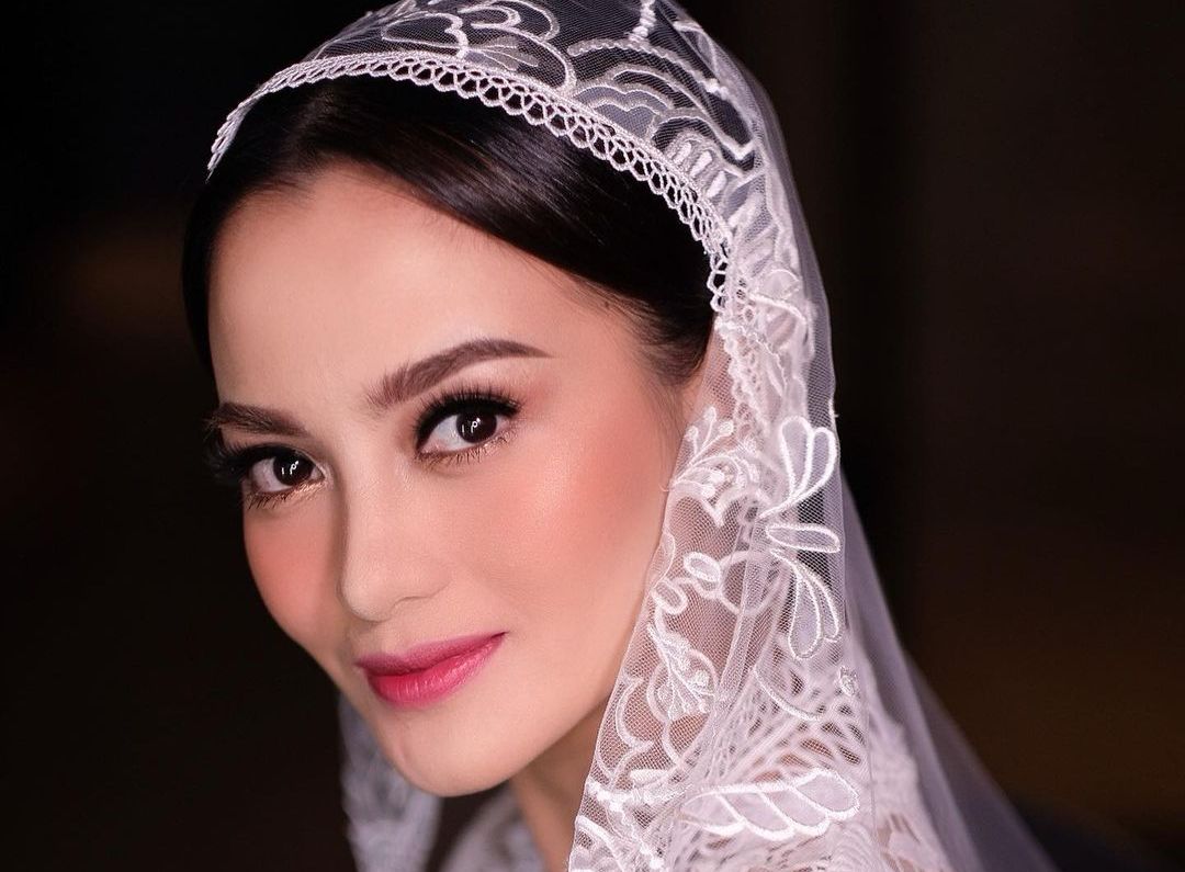 Ririn Ekawati berbagi tips ibu rumah tangga bisa belanja hemat dan praktis untuk memenuhi kebutuhan keluarga.