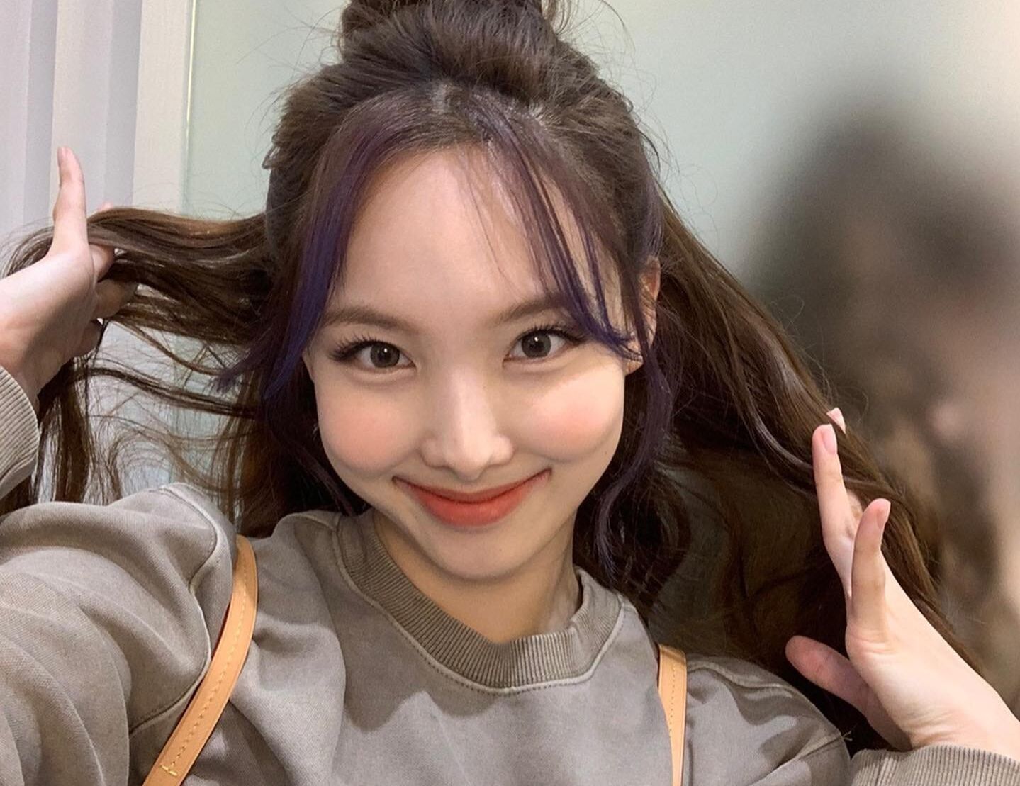 Berikut ini sederet berita terpopuler di kanal Trending Topic, Jumat (12/4/2024), salah satunya kabar soal Nayeon TWICE comeback solo. 