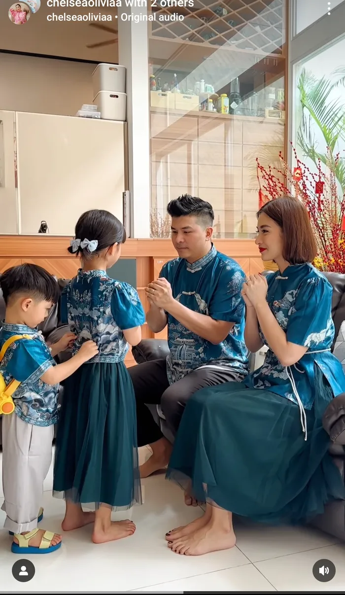 alea nova telanjang 5 Gaya Artis Indonesia Keturunan Tionghoa Saat Rayakan Imlek 2024 - Parapuan