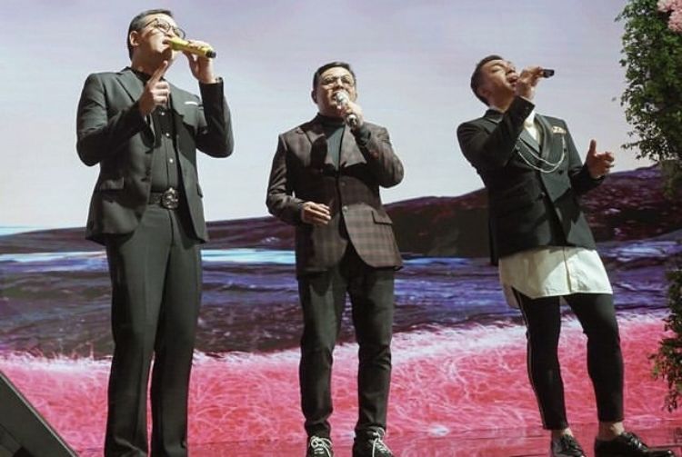 Akan gelar konser 36 tahun Kahitna, sang gitaris, Andrie Bayuadjie dipastikan akan ikut tampil setelah menyelesaikan masa rehabilitasi.