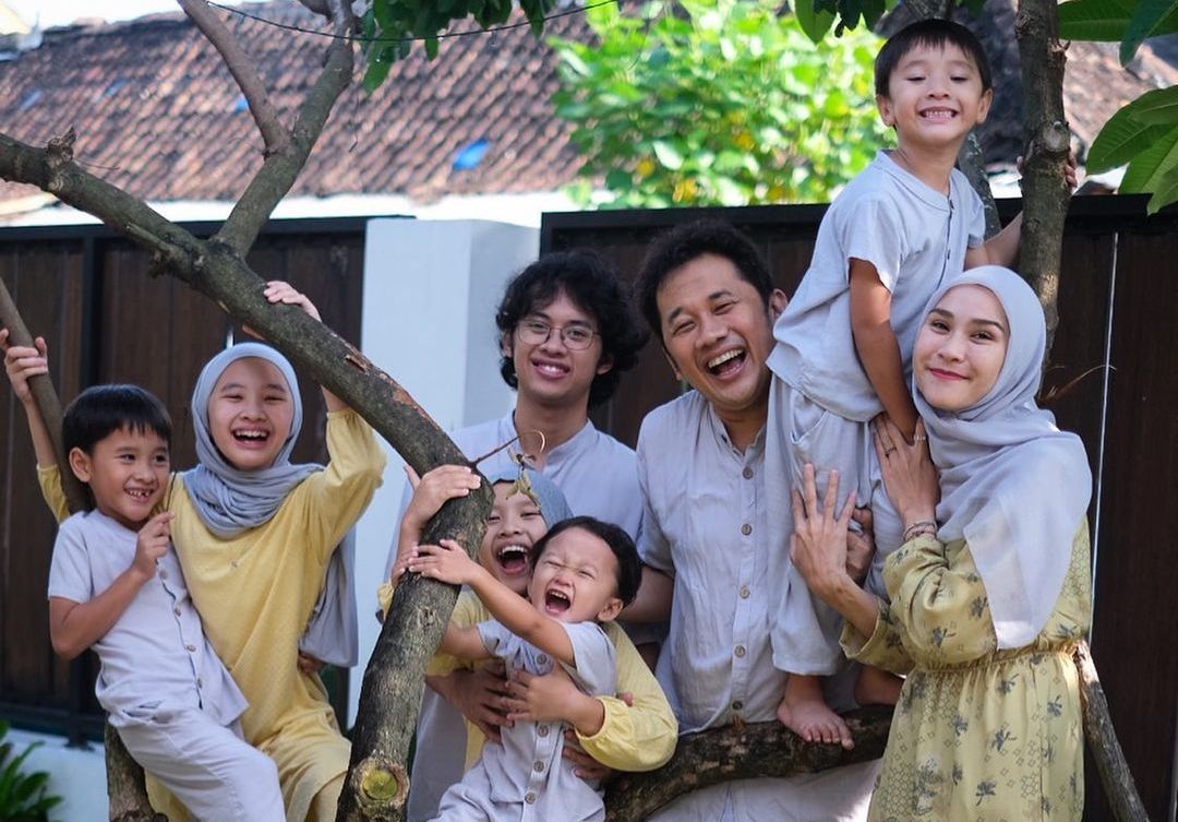 Mengenal gejala bronkitis pada anak yang diderita anak ketiga Zaskia Adya Mecca hingga harus dirawat di Rumah Sakit.