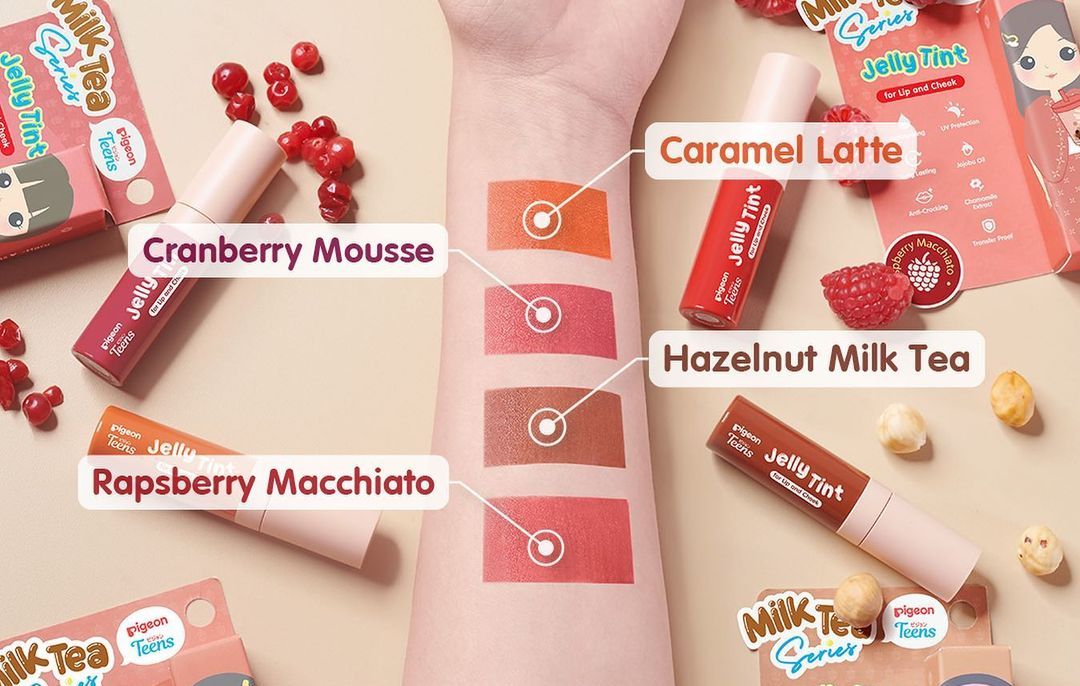 Pigeon Teens merilis Jelly Tint Milk Tea Series dalam 4 varian warna Cranberry Mousse, Caramel Latte, Hazelnut Milk Tea, Rapsberry Macchiato.