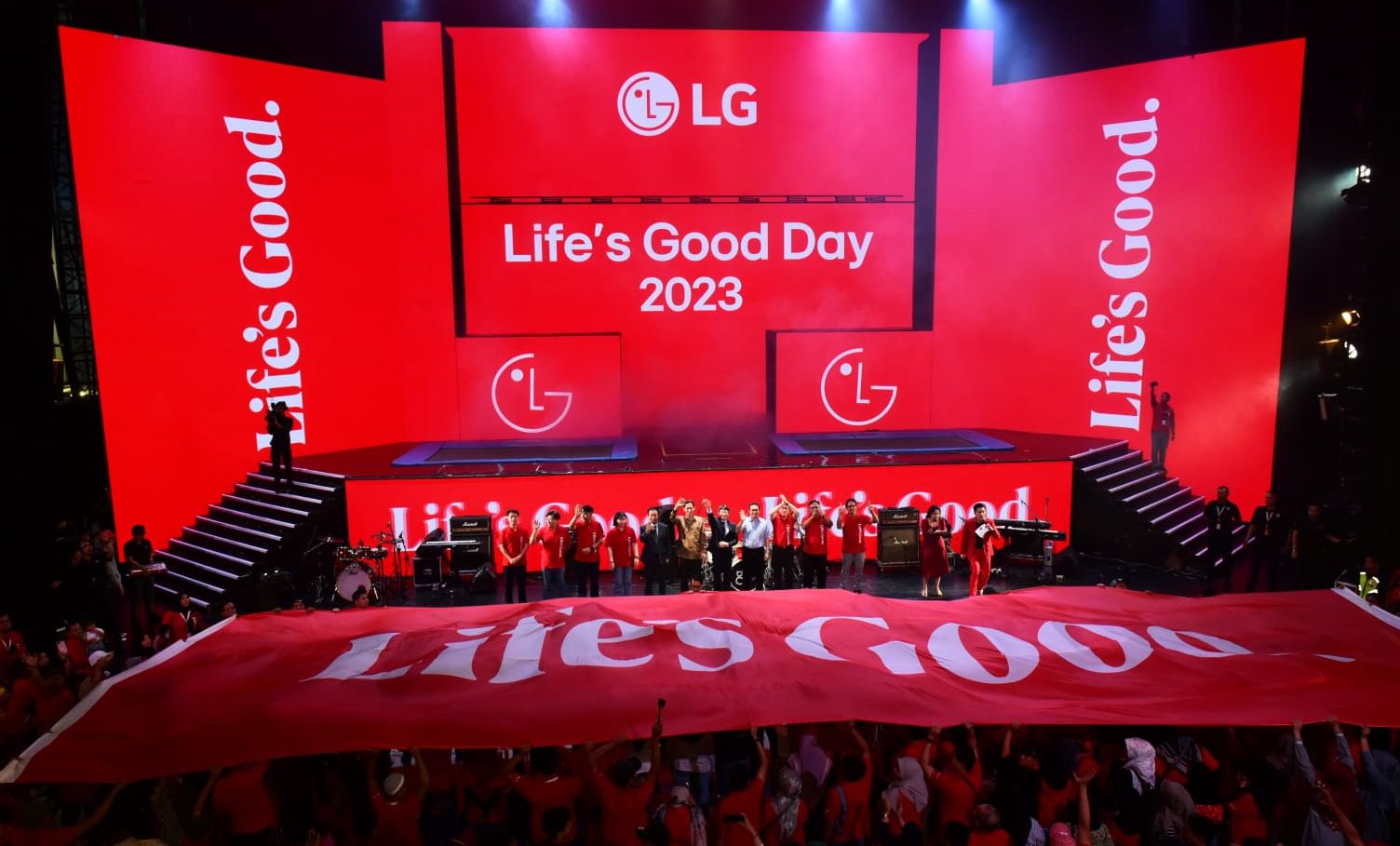 LG baru saja menggelar acara bertajuk  Life’s Good Day Campaign khusus untuk para karyawannya. Yuk simak lengkapnya