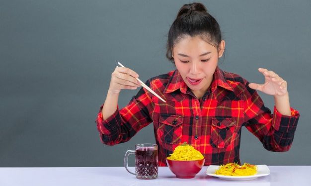 Bisa picu penyakit serius, perempuan sebaiknya menghindari enam jenis makanan ini. Selain itu, apa olahraga yang cocok untuk perempuan usia 50an? Simak selengkapnya.