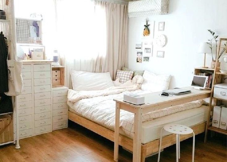 Kawan Puan pasti pernah dong melihat desain kamar para pemeran drama Korea. Nah PARAPUAN punya tips nih biar kamarmu jadi ala Korea.