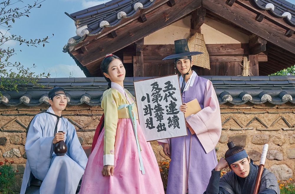 Deretan berita terpopuler di kanal Trending Topic. Mulai dari sinopsis series Korea hingga review Hati Suhita. 
