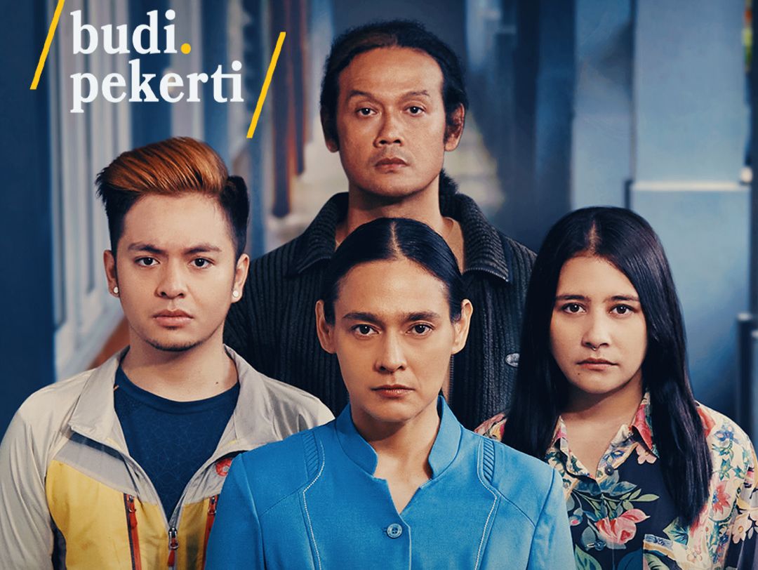 Review film Budi Pekerti karya Wregas Bhanuteja, kisah Bu Prani (Sha Ine Febriyanti) sebagai guru BK berhasil mengajak penonton untuk berefleksi.