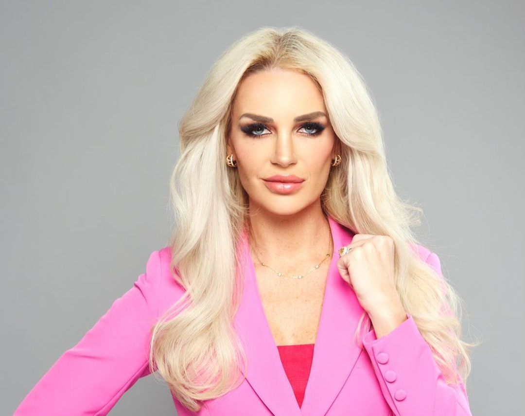Viral di TikTok, Kisah Pengacara Pakai Outfit Serba Pink seperti Film  Legally Blonde - Parapuan