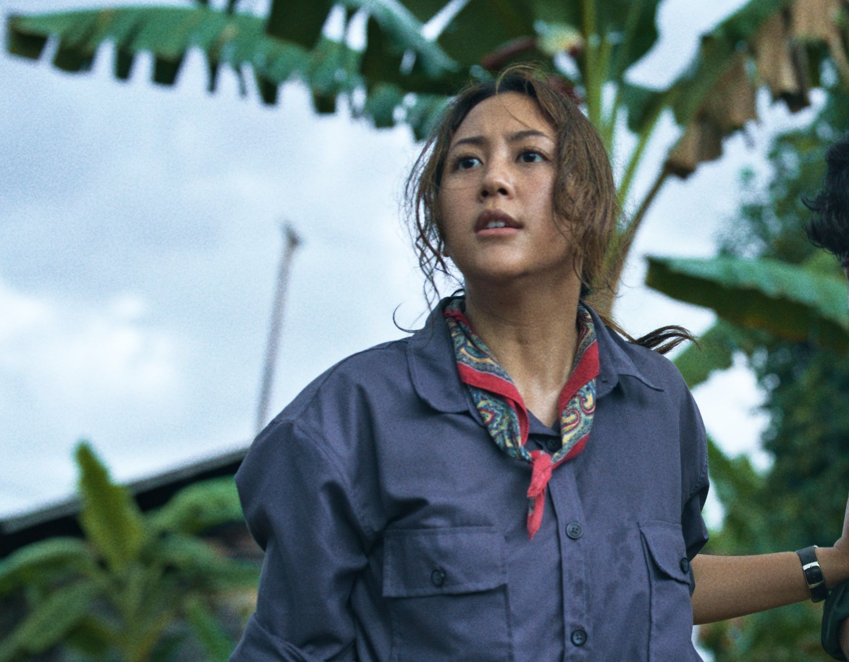 Mengintip suka duka profesi jurnalis seperti karakter Sherina Munaf di film Petualangan Sherina 2. Seperti apa?