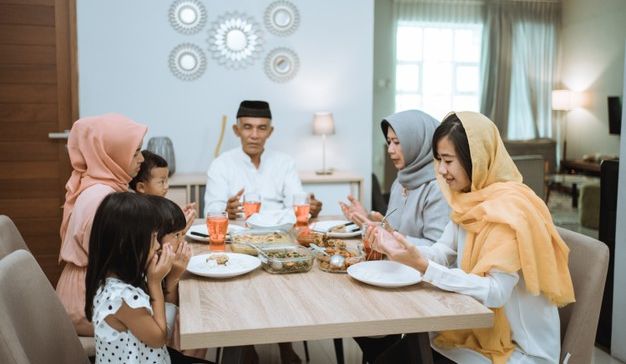 Kehabisan ide untuk membuat masakan buka puasa. Setup roti tawar dapat menemanimu berbuka. Mudah dan tidak memakan waktu loh